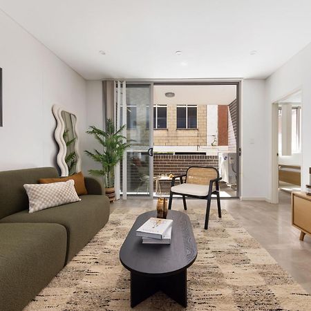 Kahlo Alexandria - Stylish 2 Bdrm Walk To Train Apartment Sydney Exterior photo