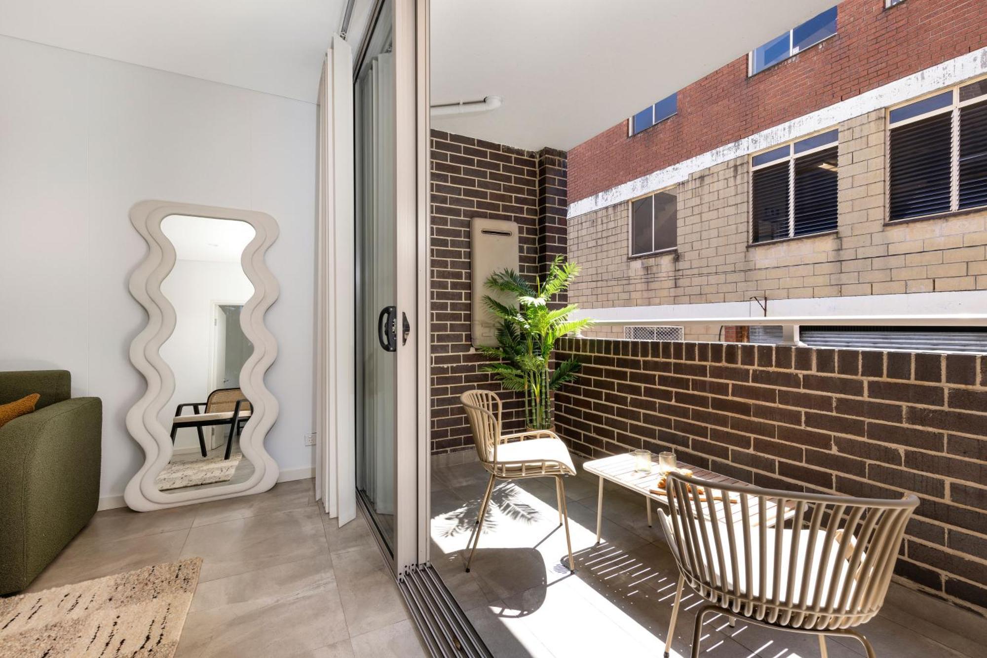 Kahlo Alexandria - Stylish 2 Bdrm Walk To Train Apartment Sydney Exterior photo